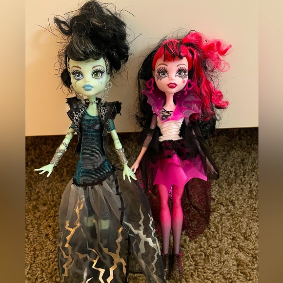 monster high | Toys | Discontinued Monster High Draculaura Frankie Set ...
